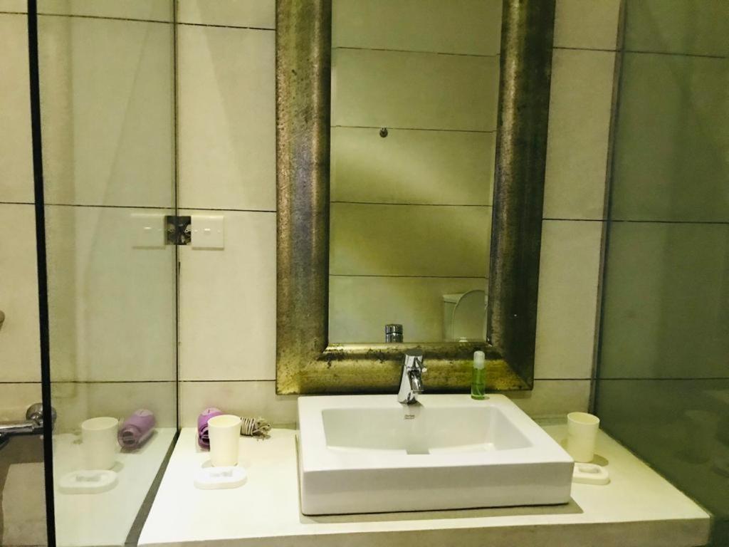 Small House Boutique Guest House Гале Екстериор снимка