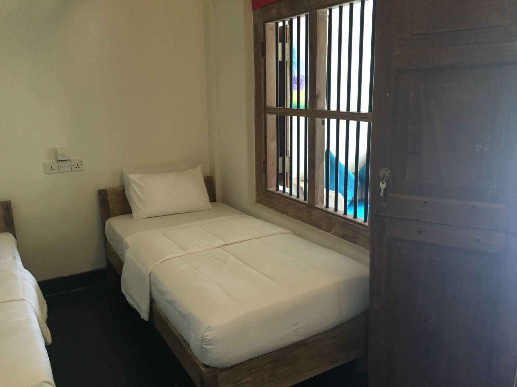 Small House Boutique Guest House Гале Екстериор снимка