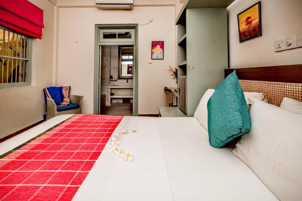 Small House Boutique Guest House Гале Екстериор снимка