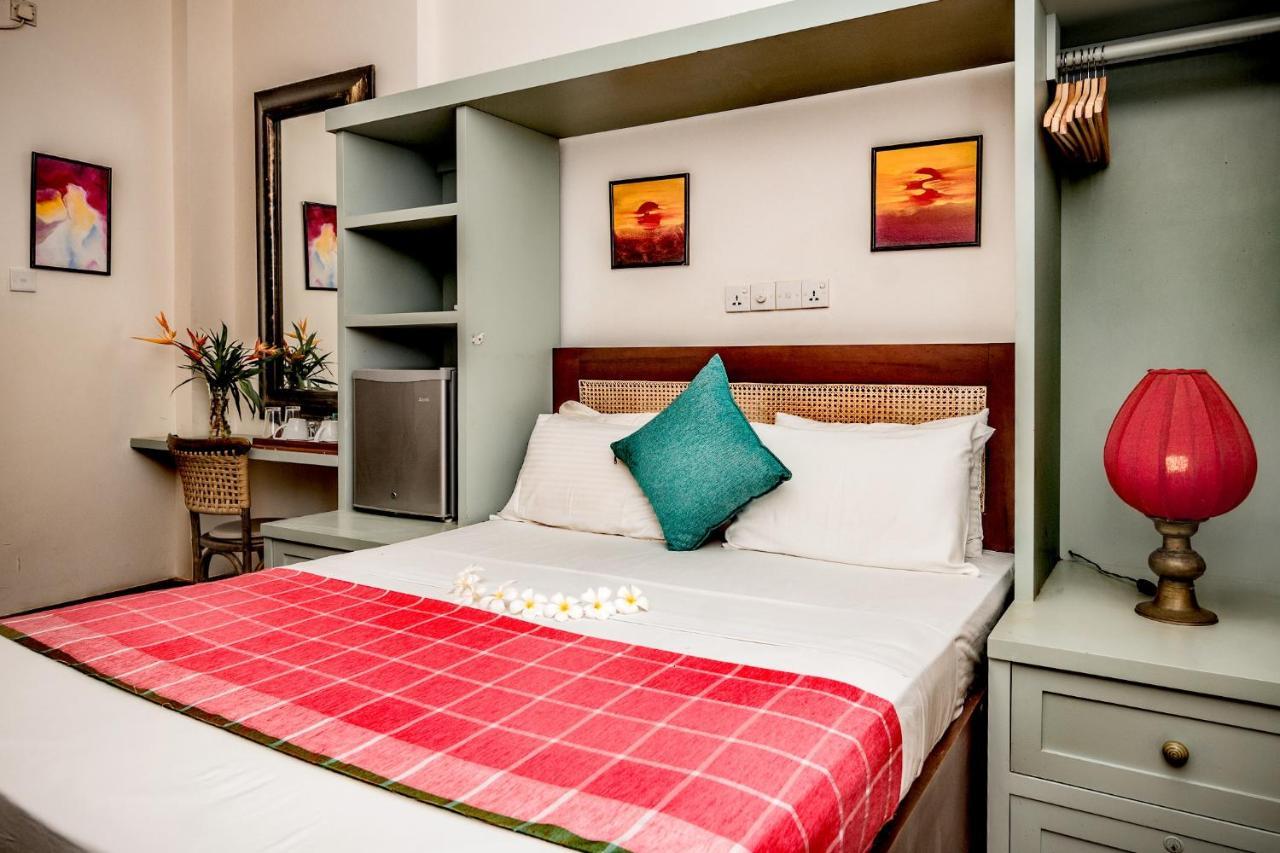 Small House Boutique Guest House Гале Екстериор снимка